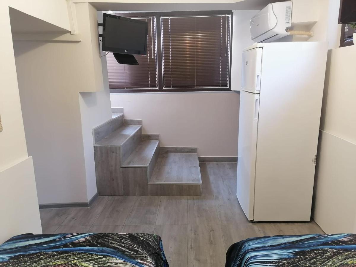 Апартамемт 3 Места С Кухня С Дворче Apartment Vratsa ภายนอก รูปภาพ