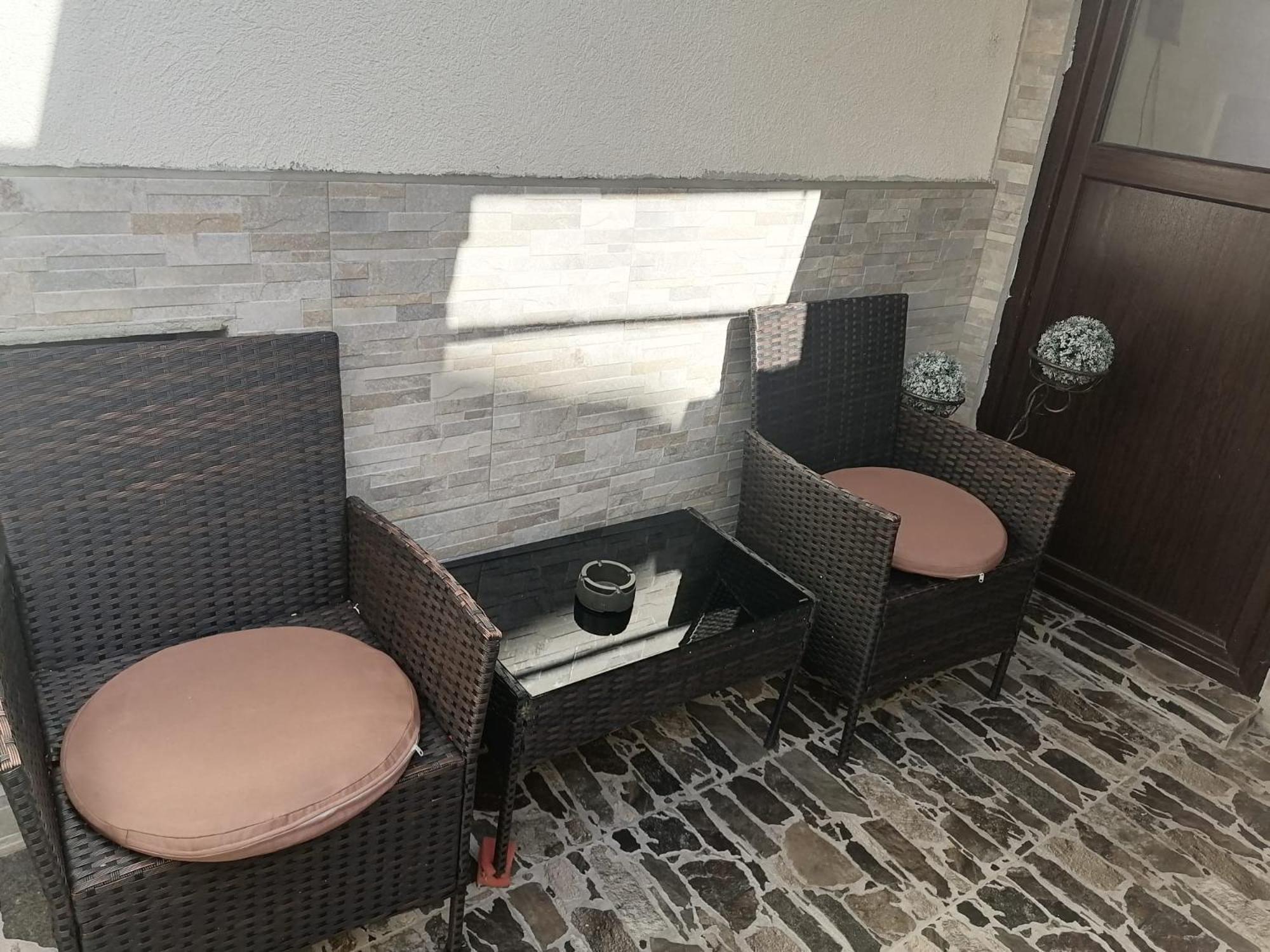 Апартамемт 3 Места С Кухня С Дворче Apartment Vratsa ภายนอก รูปภาพ