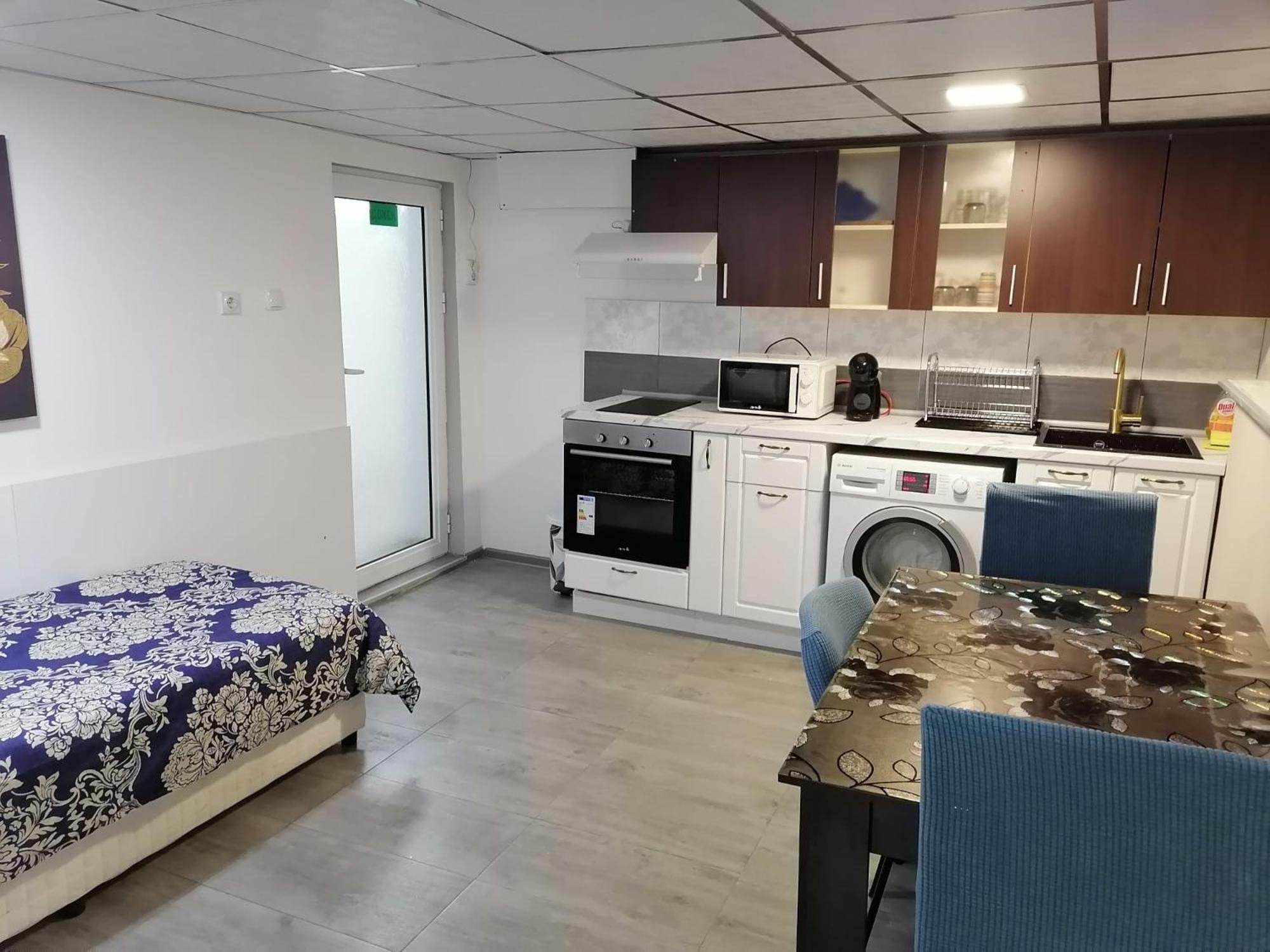 Апартамемт 3 Места С Кухня С Дворче Apartment Vratsa ภายนอก รูปภาพ
